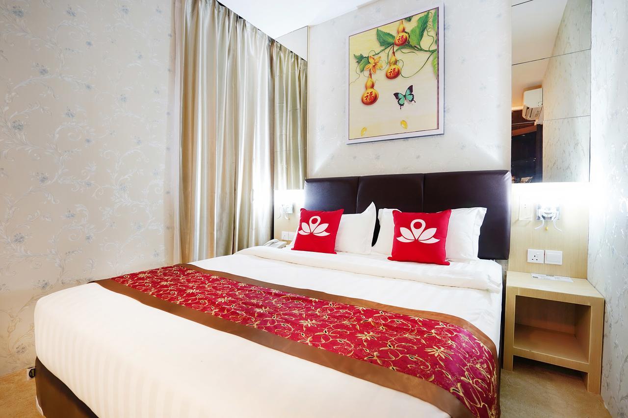Cardinal Lucky Star Hotel Batam Exterior foto