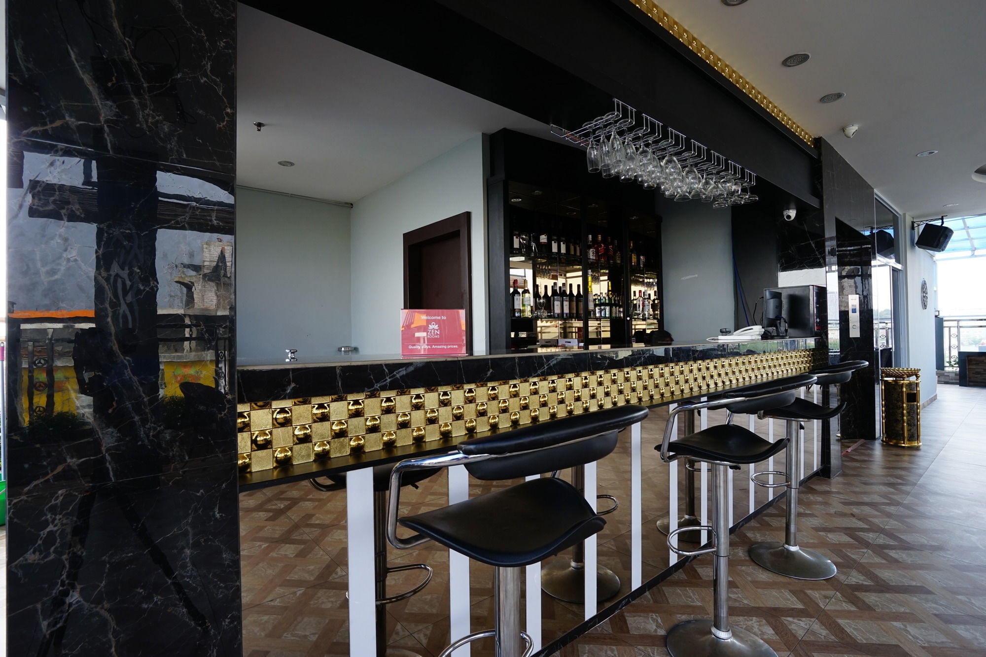 Cardinal Lucky Star Hotel Batam Exterior foto
